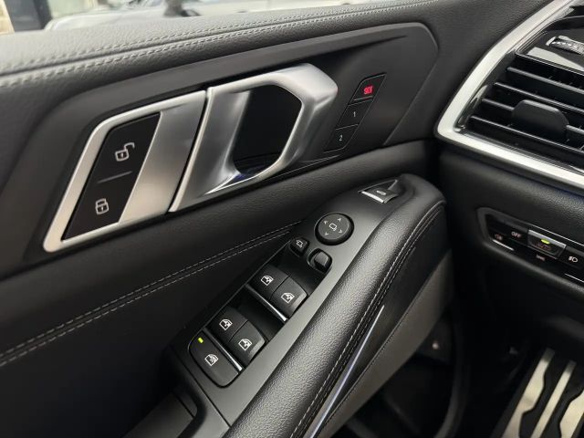 BMW X5 M-Sport xDrive45e