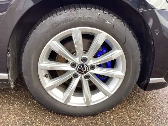 Volkswagen Passat GTE Variant