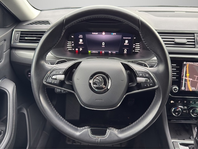 Skoda Superb 2.0 TDI Combi Style Style