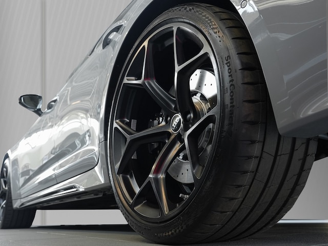 Audi A6 e-tron Avant Performance Quattro