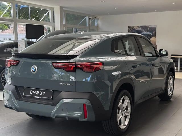 BMW X2 s20i HUD SurView AktivSitze KomfZ.Ha/Ka.DAB LED