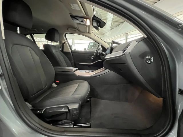 BMW 318 318d Touring