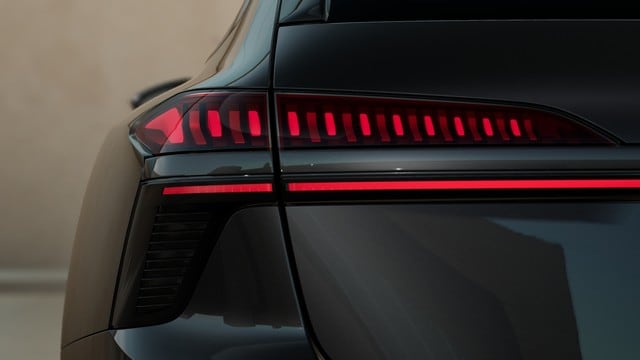 Audi A6 Avant S-Tronic