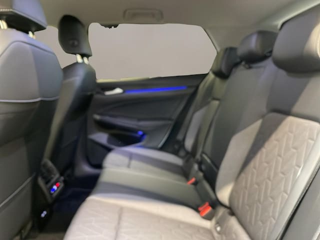 Volkswagen Golf 1.5 eTSI Golf VIII