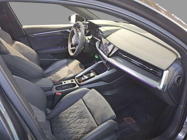 Audi RS3 Quattro S-Tronic Sedan