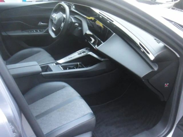 Peugeot 408 Allure Pack