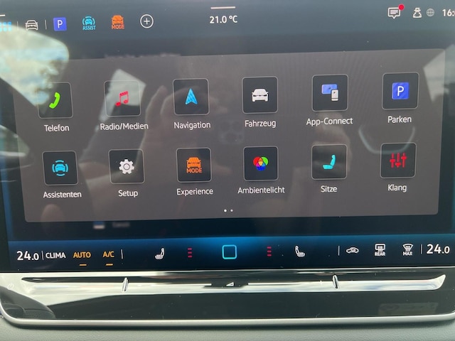 Volkswagen Tiguan 1.5 eTSI DSG R-Line