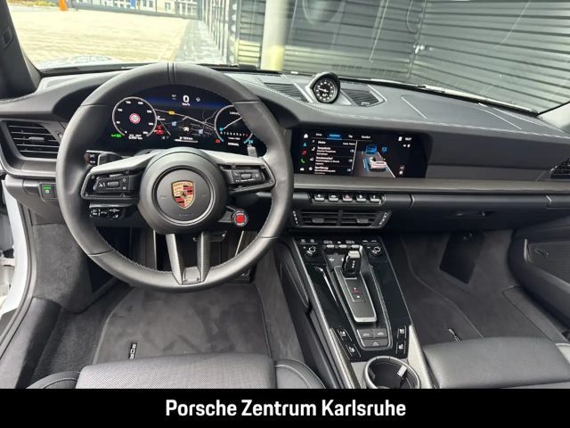 Porsche 992 4 Cabrio Carrera GTS