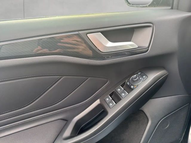 Ford Focus EcoBoost ST Line Wagon