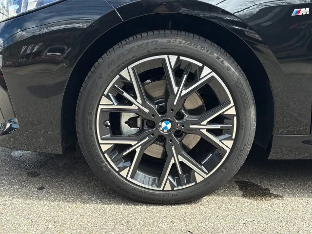 BMW 120 120d M-Sport Sedan