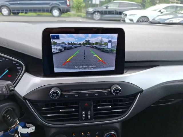 Ford Focus Cool & Connect Wagon