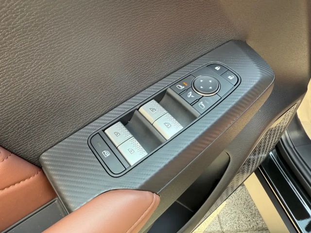 Mitsubishi Outlander TOP *Luxury* Leder Navi HUD 360K LED PANO 4xSHZ