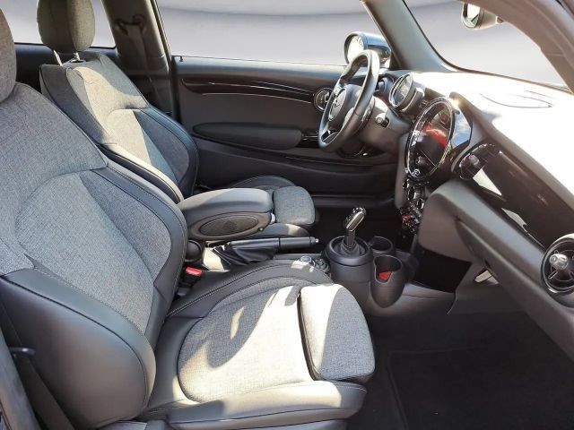 MINI Cooper S MINI Cooper S Classic Trim *LED*PDC*SHZ*LHZ*