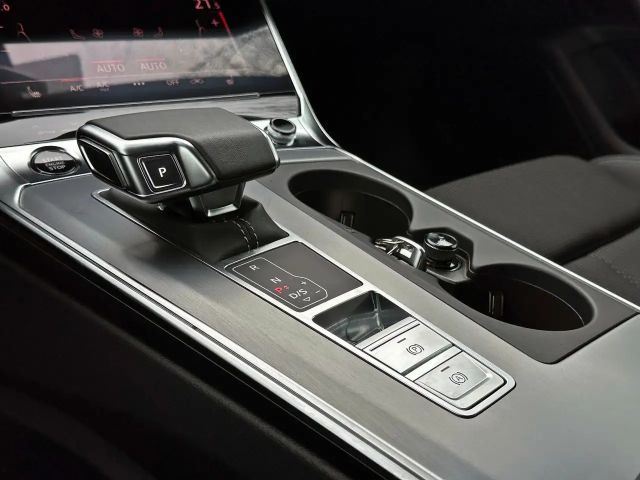 Audi A6 45 TFSI Avant S-Line