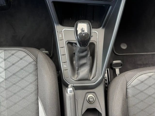 Volkswagen Taigo 1.5 TSI DSG R-Line