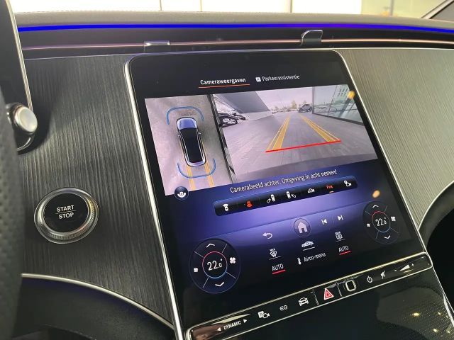 Mercedes-Benz EQE 350 AMG Line Sedan