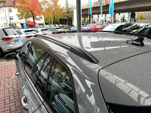 Volkswagen Golf 1.5 TSI Life Variant