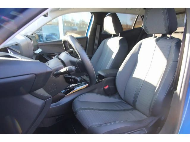 Peugeot E-2008 Allure Pack