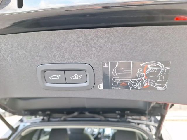 Volvo XC40 Momentum T3