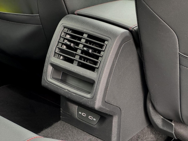 Volkswagen Golf 2.0 TSI GTI