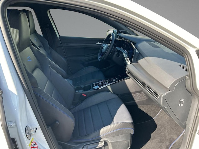 Volkswagen Golf 2.0 TSI DSG Golf VIII Plus