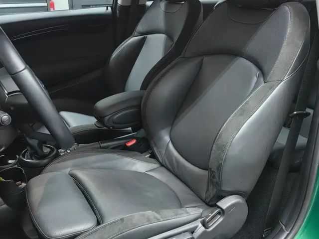 MINI Cooper Classic Trim*DAB*LED*So+Wi*LightAss*AppleCarplay