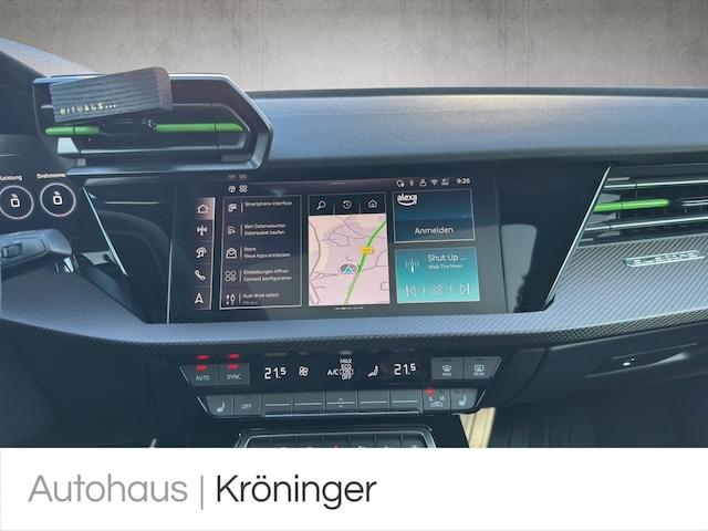 Audi RS3 Quattro S-Tronic Sedan