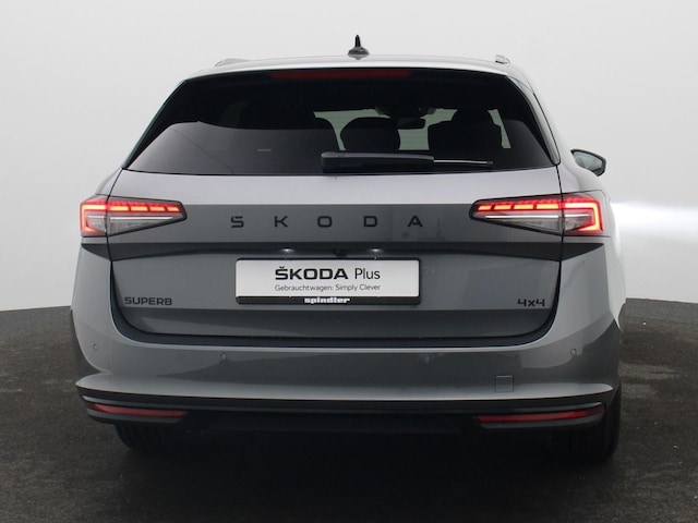 Skoda Superb 2.0 TDI Combi Sportline