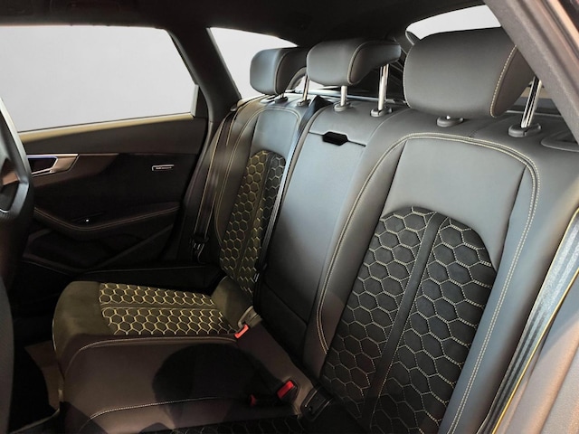 Audi RS4 Avant Quattro