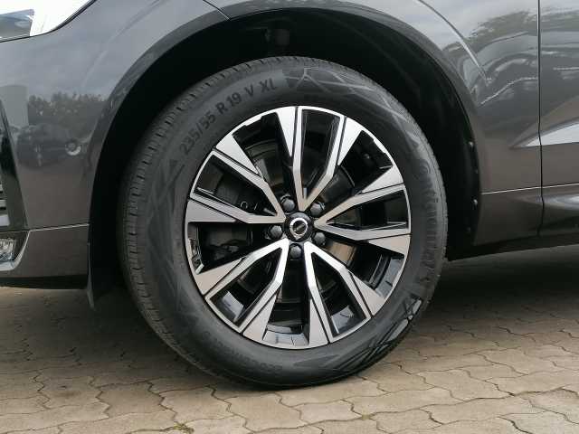 Volvo XC60 Dark Plus