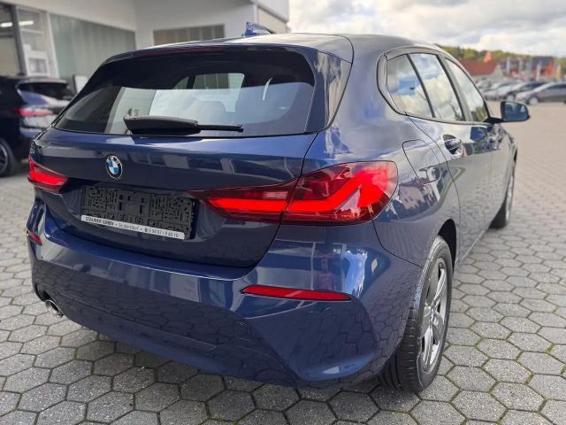 BMW 116 116i Sedan