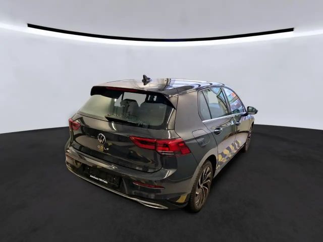 Volkswagen Golf 2.0 TSI Golf VIII Style