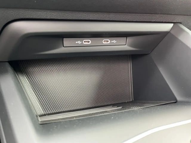 Volkswagen Golf DSG Golf VIII Life Variant