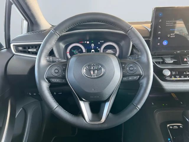 Toyota Corolla Hybride Team D