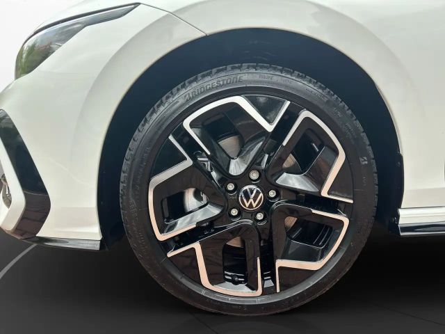 Volkswagen Golf DSG Golf VIII IQ.Drive R-Line