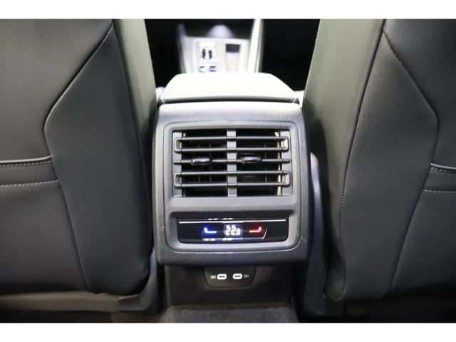 Volkswagen Golf 2.0 TDI DSG Golf VIII Variant