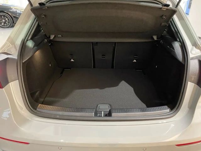 Mercedes-Benz A 200 AMG Line