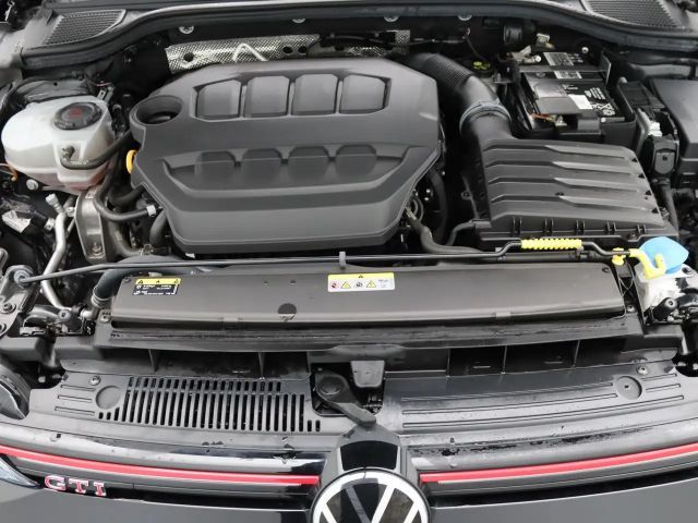 Volkswagen Golf 2.0 TSI GTI