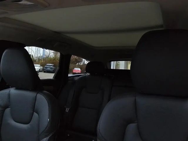 Volvo V90 Cross Country AWD Plus