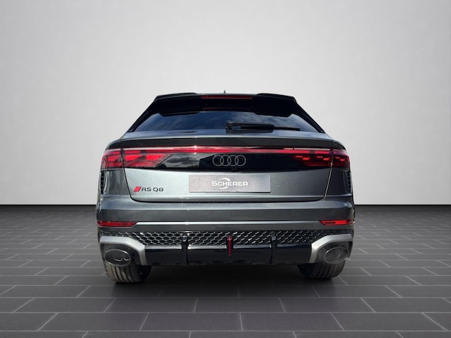 Audi RS Q8 Performance Quattro