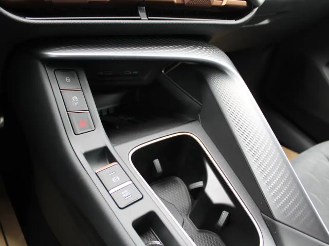 Cupra Terramar 1.5 e-Hybrid