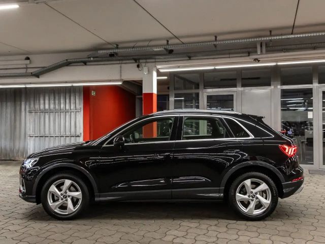 Audi Q3 35 TFSI S-Tronic