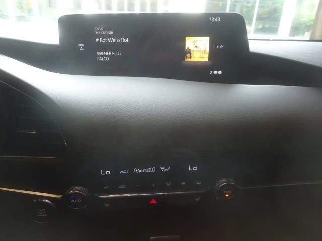 Mazda 3 G140 Centre-Line mit Design Pack