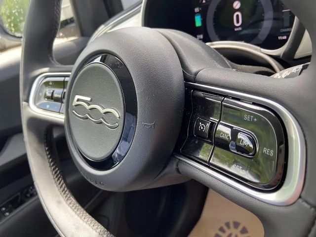 Fiat 500e 42 kWh