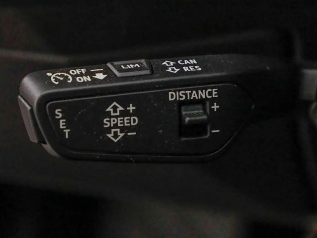 Audi A3 30 TFSI S-Tronic Sedan