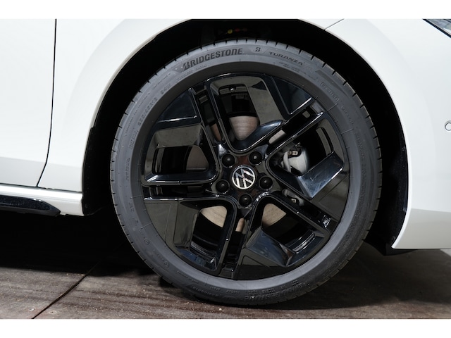 Volkswagen Passat 2.0 TDI DSG R-Line Style