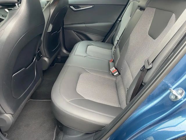 Kia Niro 1.6 HEV 129 DCT VIS KOM ACC+SHZ+2xKlima+LM