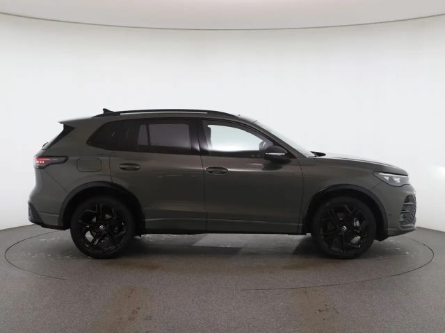 Volkswagen Tiguan 4Motion DSG R-Line