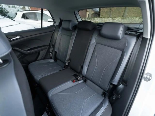 Volkswagen T-Cross Style TSI DSG AHK Navi GJR RFK