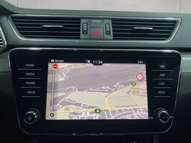 Skoda Superb 2.0 TDI Combi Style Style